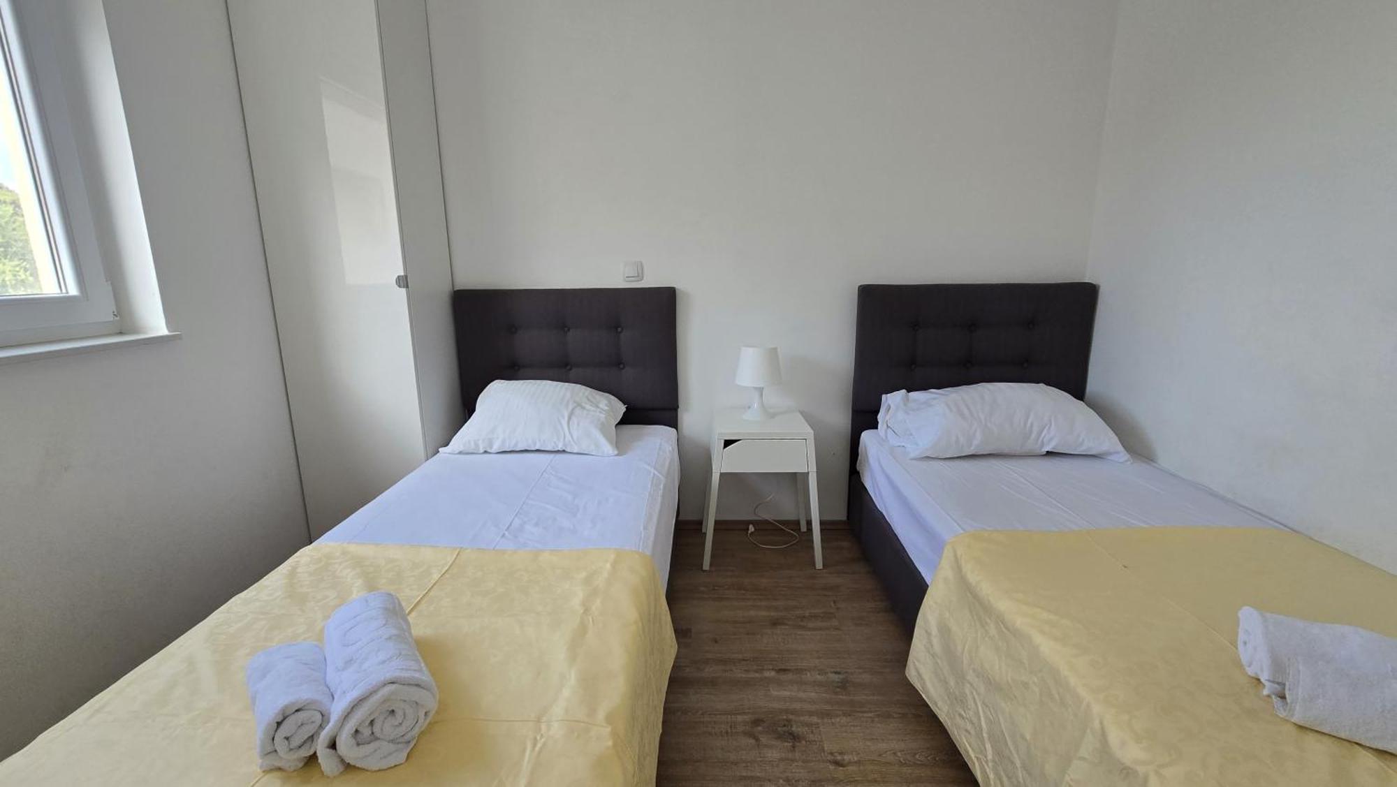 Apartments Giovanni Mandre Bilik gambar